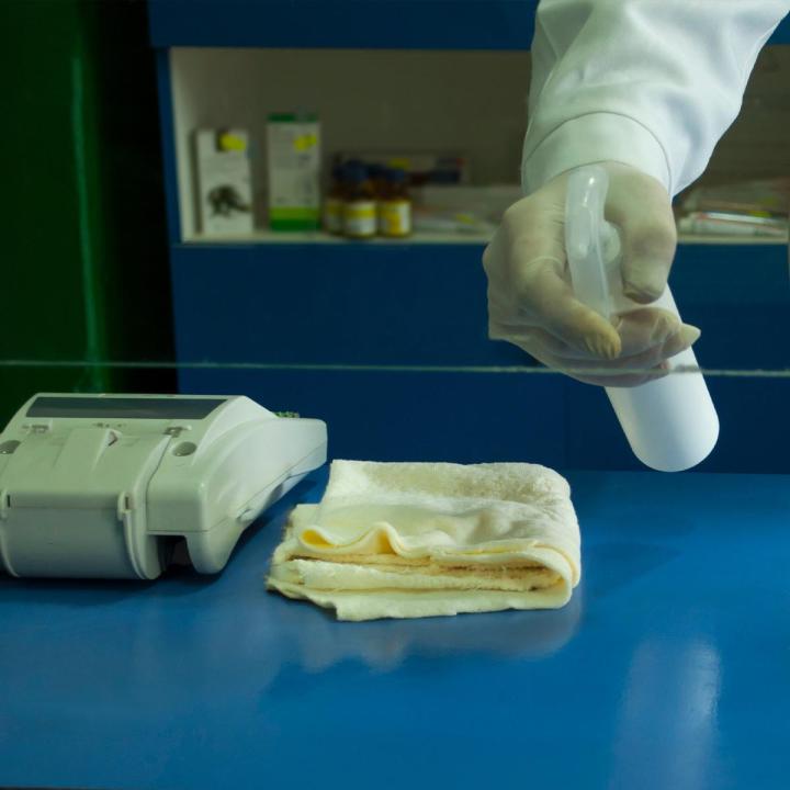 Nous maintenons l’hygiène optimale dans vos cabinets médicaux.