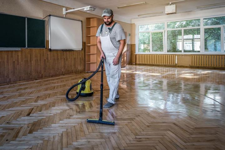 Expert en nettoyage de carrelage et parquet Évry